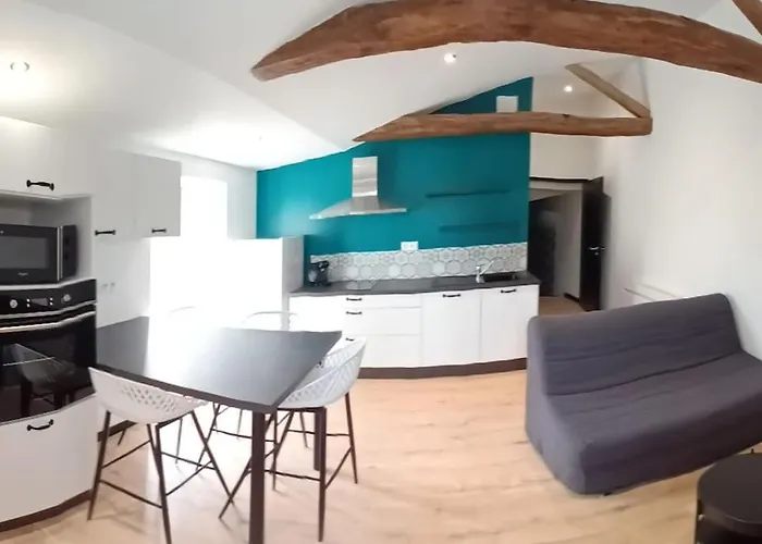 Charmant Logement Atypique Et Calme